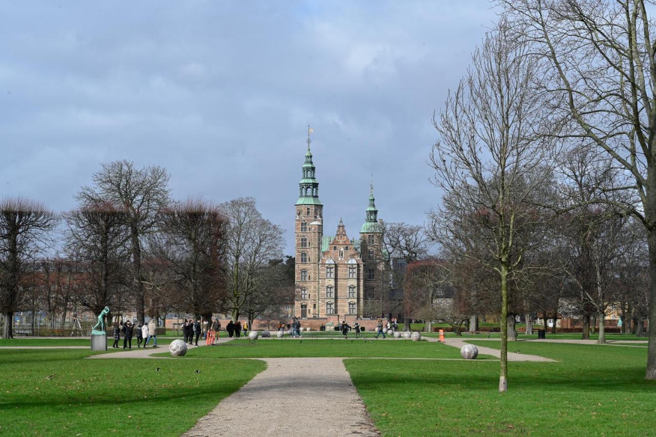 Sanders Arrow - Chic Three-Bedroom Apartment In The Middle Of Copenhagen Exterior photo